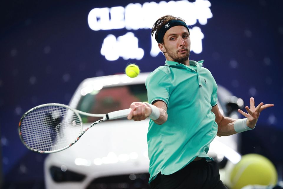 由瓦舍罗对, 手瓦舍罗以, TbTr